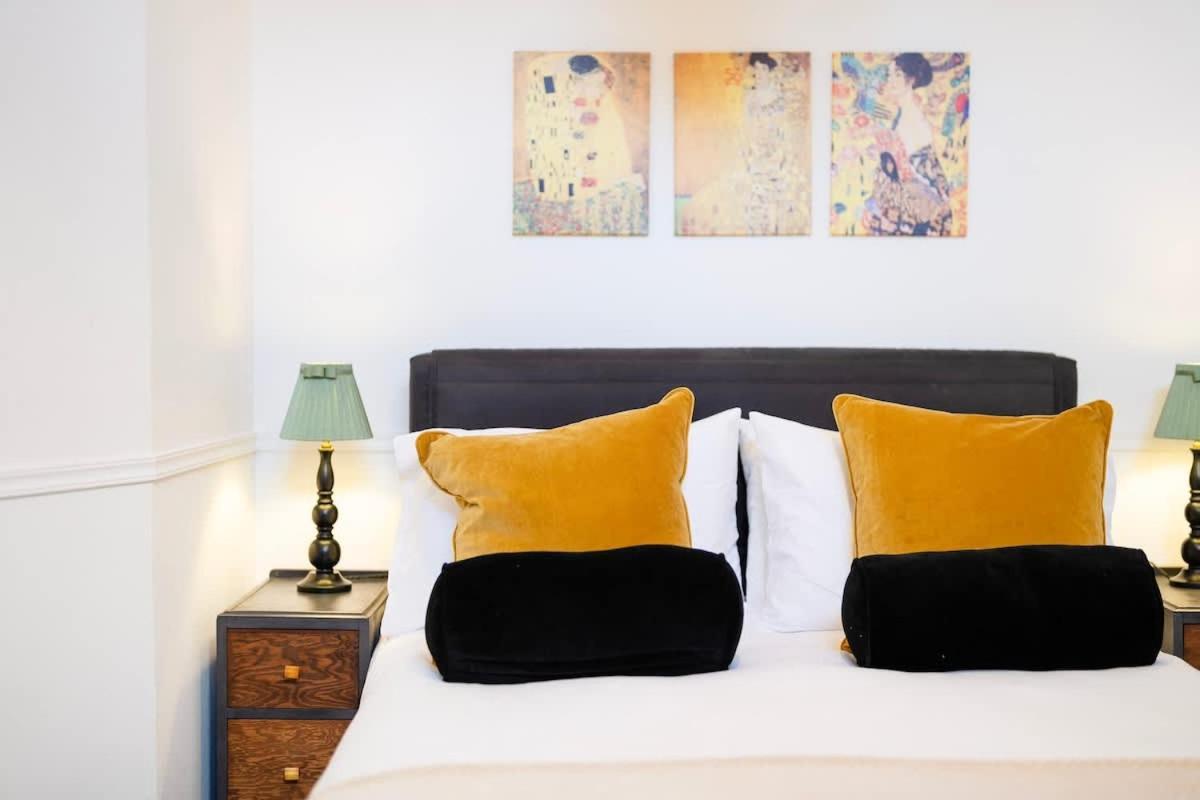 Spacious And Quiet Ground Floor Flat ブリストル エクステリア 写真