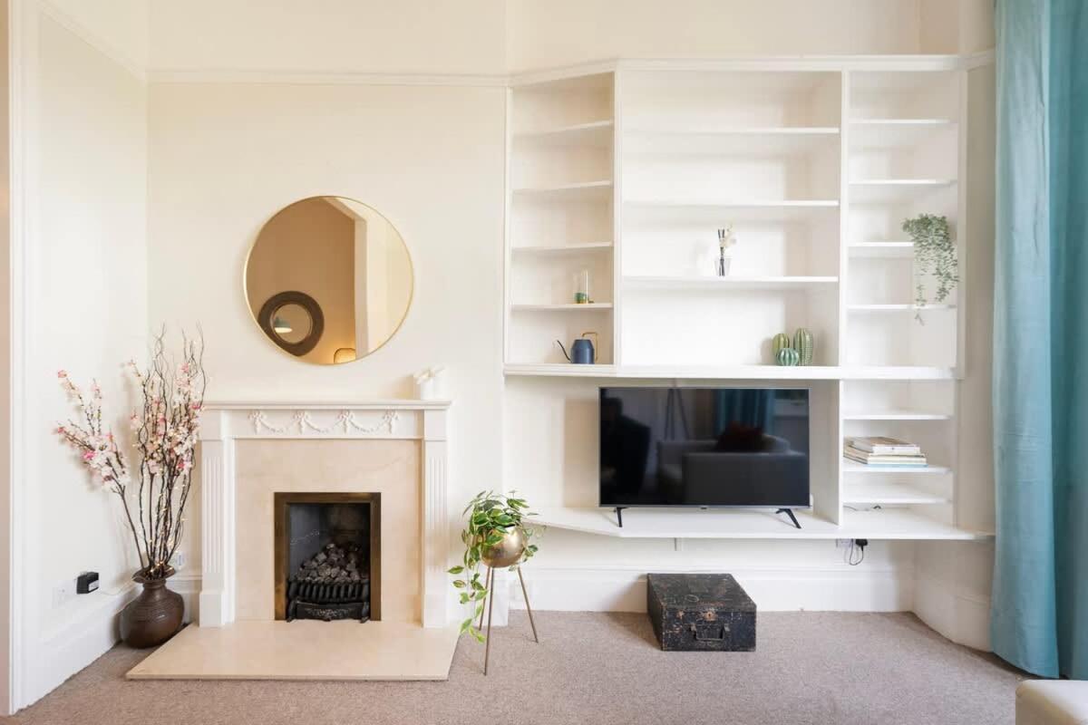 Spacious And Quiet Ground Floor Flat ブリストル エクステリア 写真